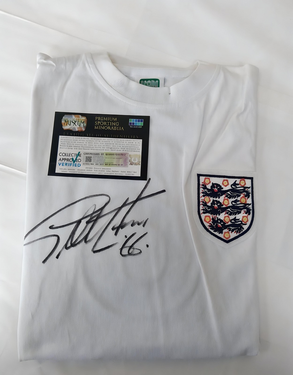 Geoff Hurst Signed England Shirt 1966 Hat Trick Hero Memorabilia Collectible