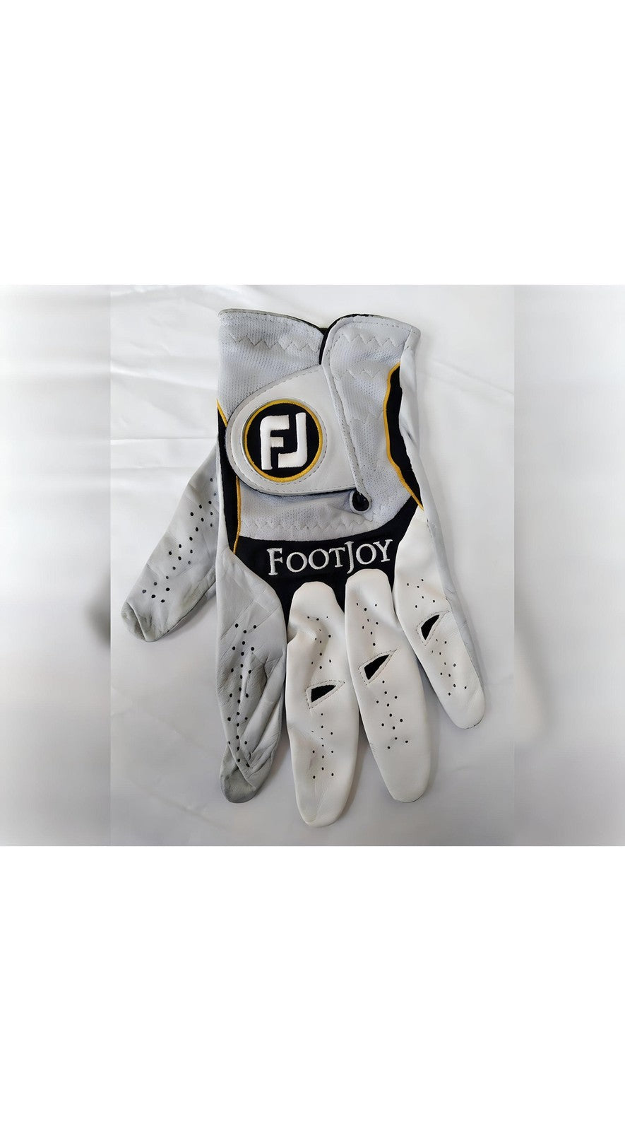 Rhys Davies Signed Match-Worn Golf Glove Authentic Sports Memorabilia Item