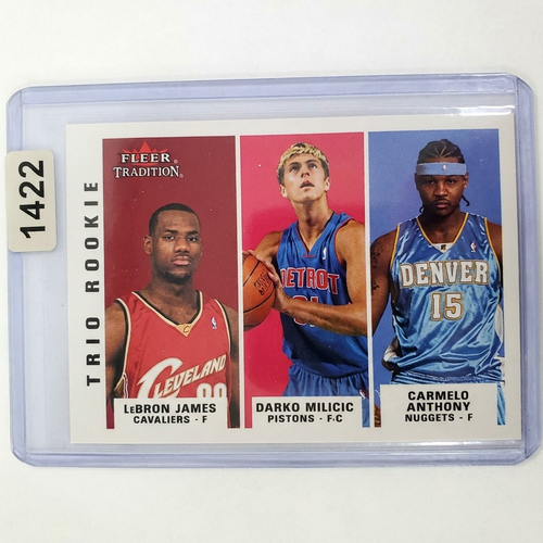 بطاقة المبتدئين الثلاثية من Fleer Tradition 2003-04: ليبرون جيمس، كارميلو أنتوني، داركو
