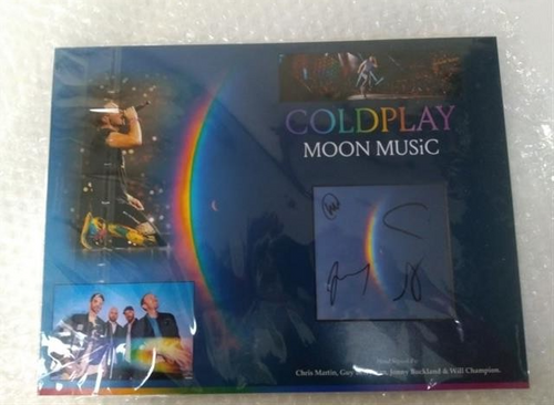 نسخة نادرة من غلاف ألبوم Coldplay موقعة من الفرقة