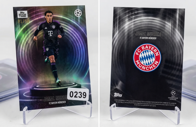 2024-25 Topps Showtime جمال موسيالا إصدار جرين الموازي /99 بايرن ميونخ