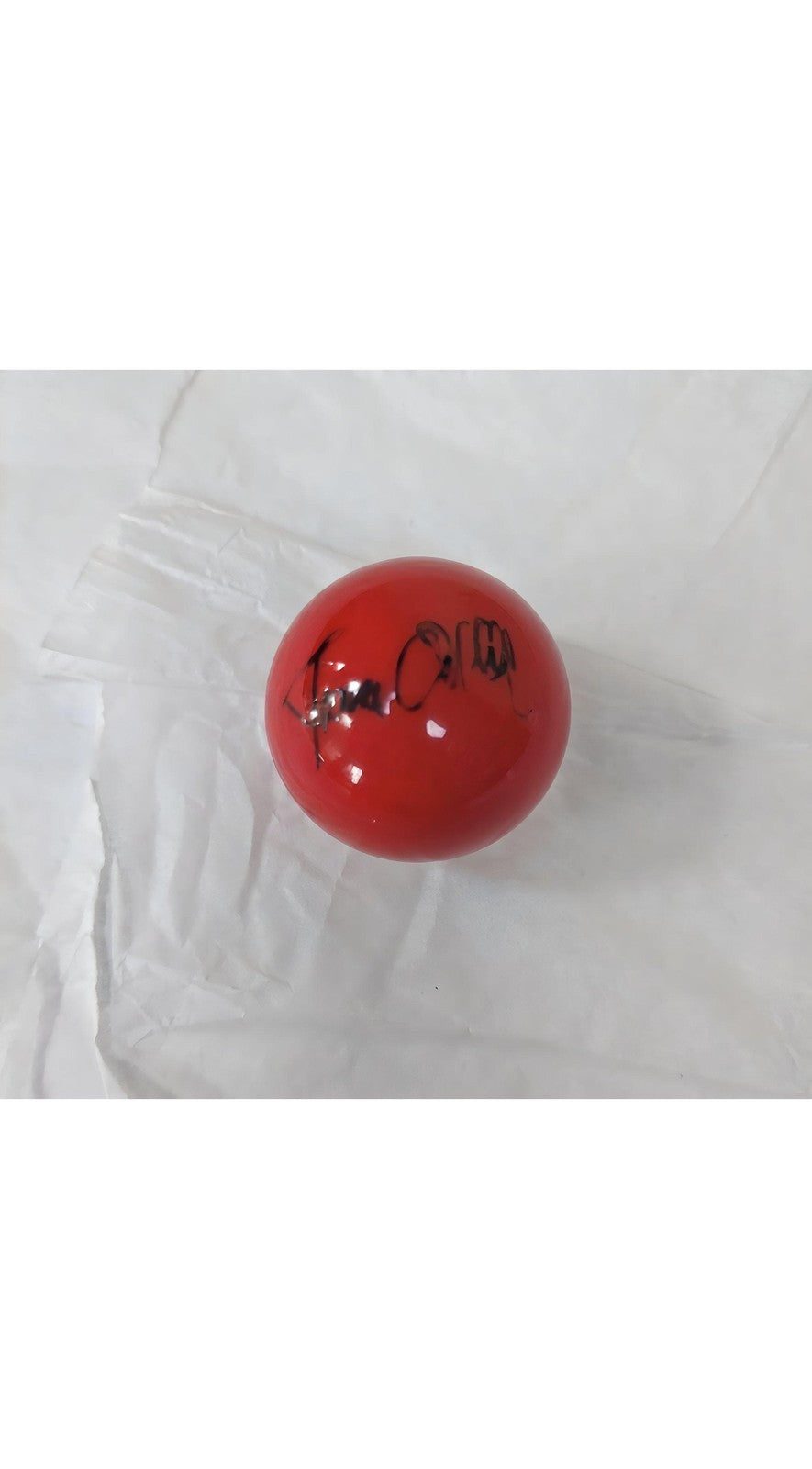 Rare Ronnie OSullivan Signed Snooker Ball Perfect for Collectors and Fans